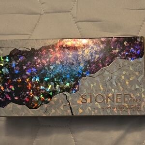 Stoned Vibes Eyeshadow Palette